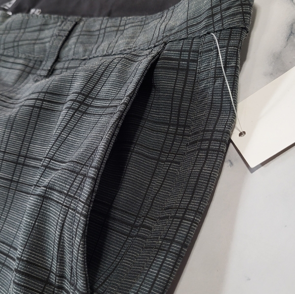 NEW Men's BIG & TALL Hybrid Performance Shorts by ATLANTIS, gray plaid, Summer - Picture 4 of 8